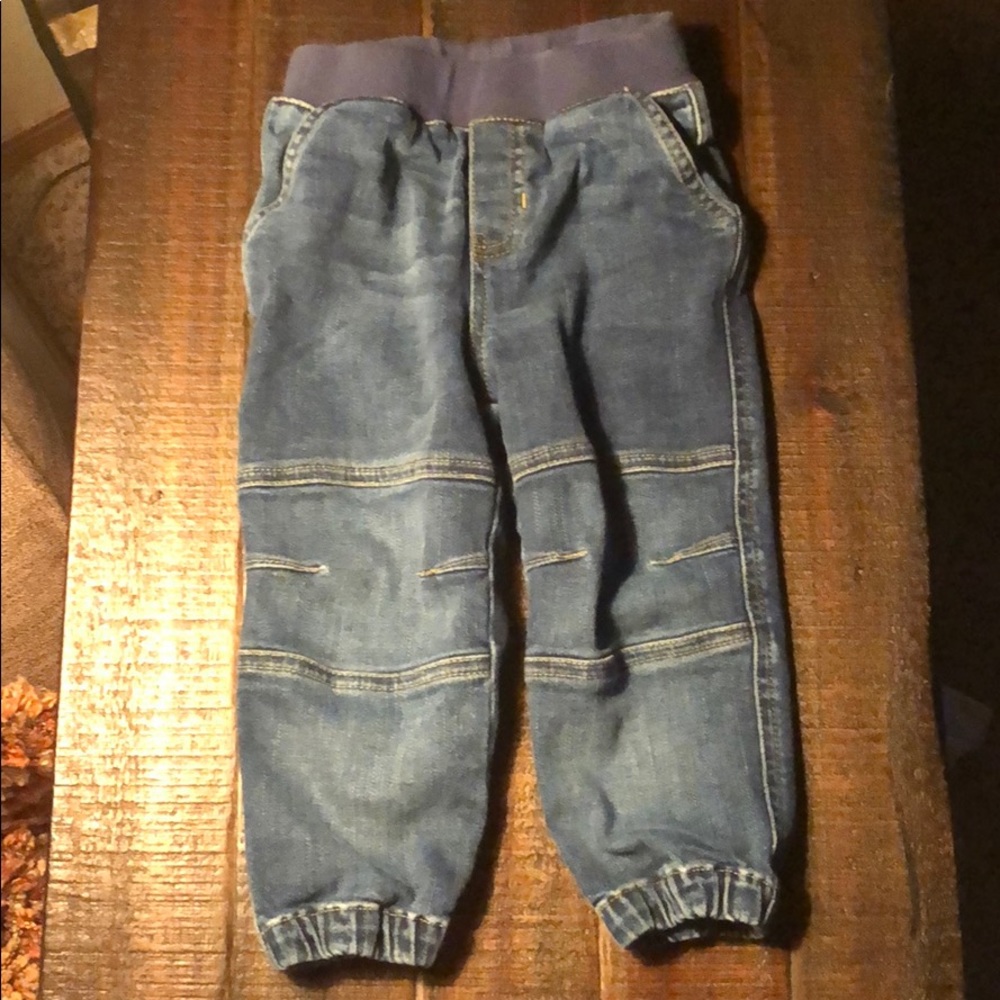 Jogger type jeans